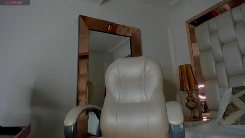 Sammy online show from December 2024 10:47:02 PM