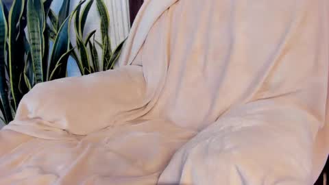 Samuel online show from October 2025 08:51:01 PM