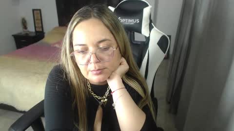 Snapshot of samy_vsn chatting on January 2025 11:55:02 PM samy_vsn online show from January 2025 11:55:02 PM