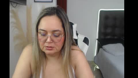 Snapshot of samy_vsn chatting on September 2025 07:37:02 PM samy_vsn online show from September 2025 07:37:02 PM