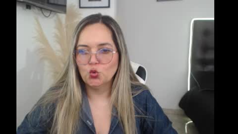 Snapshot of samy_vsn chatting on September 2025 07:28:01 PM samy_vsn online show from September 2025 07:28:01 PM