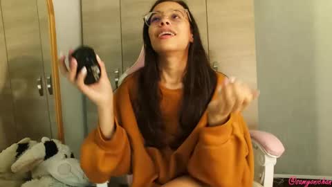 Special show on 17 december and 23 UwU online show from February 2025 04:58:01 AM