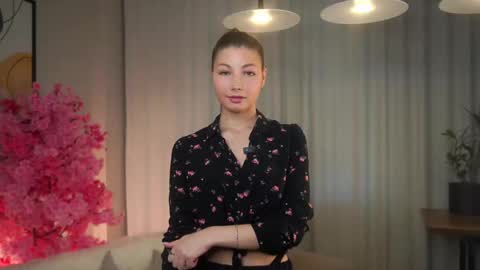 Snapshot of sandiule chatting on October 2025 01:36:02 AM Emma online show from October 2025 01:36:02 AM