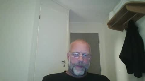 sandnesrune523 online show from September 2025 05:49:01 PM