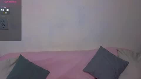 Snapshot of sandra_bell_ chatting on November 2025 06:46:02 AM Sandra online show from November 2025 06:46:02 AM