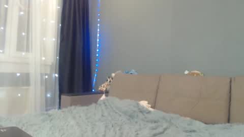 sandra_smith3007 online show from December 2024 08:44:01 PM