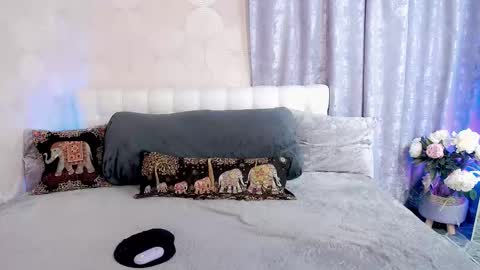 Snapshot of sandrami__ chatting on September 2025 09:20:02 AM Sandra online show from September 2025 09:20:02 AM