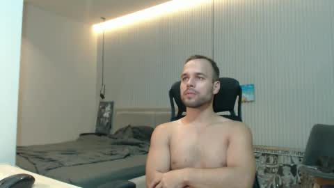 DeAlex online show from September 2025 08:43:01 PM