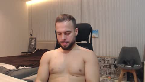 DeAlex online show from November 2025 11:01:02 AM