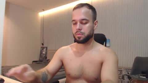 DeAlex online show from November 2025 09:32:02 AM