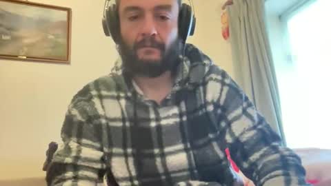 Sandro Andersom online show from September 2025 10:31:01 AM