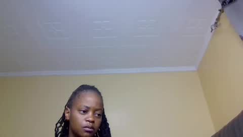 sandy online show from October 2025 12:44:01 AM