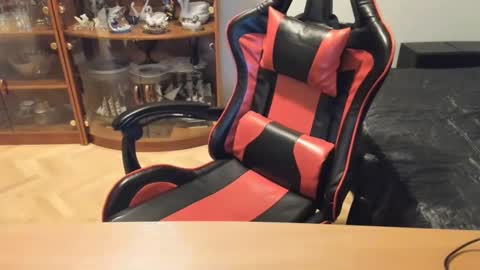 Snapshot of sandysun_shine chatting on December 2024 01:53:02 PM Sandy online show from December 2024 01:53:02 PM