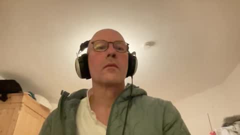 santaclausonice online show from October 2025 05:37:01 AM