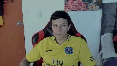 Santi online show from September 2025 11:43:01 PM