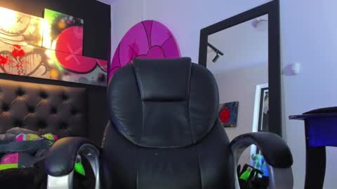 santi online show from January 2025 04:55:02 PM