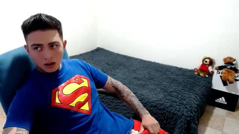 Snapshot of santi_ss chatting on October 2025 06:53:01 PM santi_ss online show from October 2025 06:53:01 PM