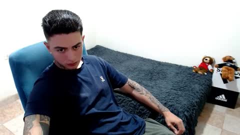 Snapshot of santi_ss chatting on October 2025 04:24:02 PM santi_ss online show from October 2025 04:24:02 PM