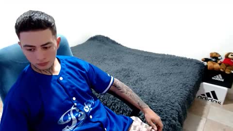 Snapshot of santi_ss chatting on October 2025 04:53:02 PM santi_ss online show from October 2025 04:53:02 PM