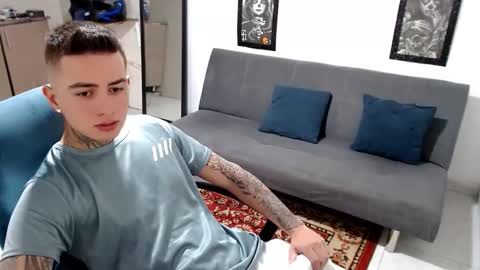 Snapshot of santi_ss chatting on November 2025 02:17:01 PM santi_ss online show from November 2025 02:17:01 PM