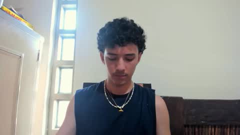 santi_twink19 online show from October 2025 09:34:02 PM