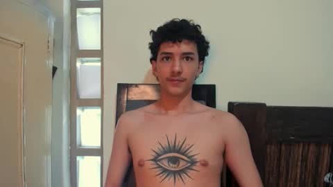 santi_twink19 online show from October 2025 07:58:02 PM