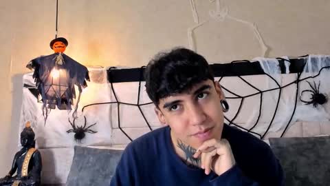 Snapshot of santiabader chatting on October 2025 11:39:02 AM SantiAbader online show from October 2025 11:39:02 AM