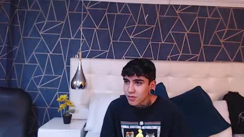 Snapshot of santiabader chatting on October 2025 11:23:02 AM SantiAbader online show from October 2025 11:23:02 AM