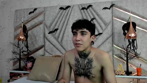 Snapshot of santiabader chatting on November 2025 03:28:02 AM SantiAbader online show from November 2025 03:28:02 AM