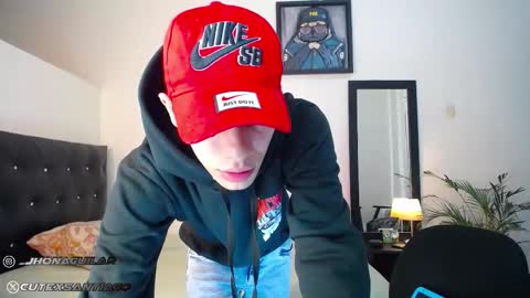 SANTAGO online show from October 2025 10:21:01 AM