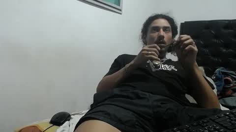 Santiago    online show from October 2025 09:04:02 AM