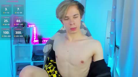 Santo online show from September 2025 08:55:02 PM