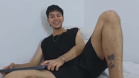 santybig18 online show from December 2024 06:16:01 PM