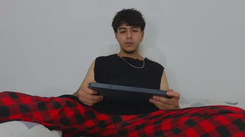 santybig18 online show from February 2025 10:15:01 AM