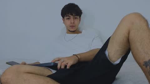 santybig18 online show from February 2025 11:35:01 PM