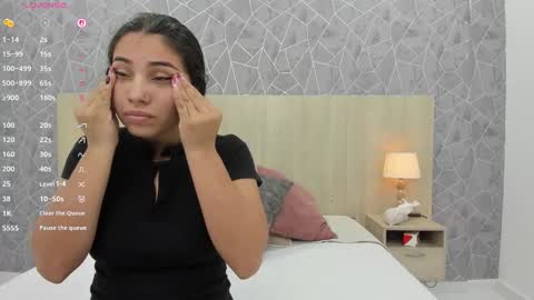Snapshot of sara_melo chatting on September 2025 11:32:01 AM Sara online show from September 2025 11:32:01 AM