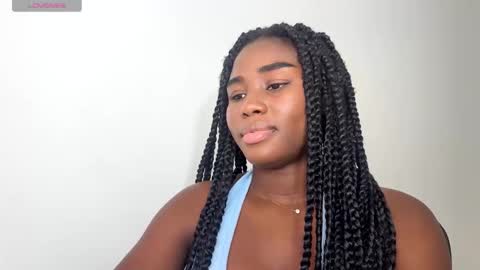 Snapshot of sara_muscle chatting on October 2025 10:27:02 PM Sara online show from October 2025 10:27:02 PM