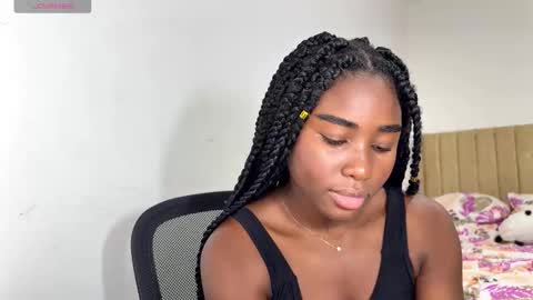 Snapshot of sara_muscle chatting on October 2025 01:59:02 AM Sara online show from October 2025 01:59:02 AM