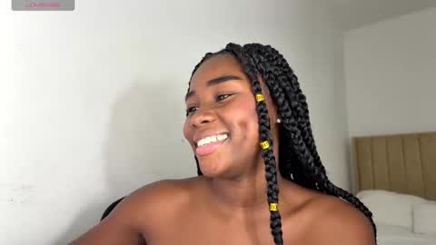 Snapshot of sara_muscle chatting on October 2025 02:25:02 AM Sara online show from October 2025 02:25:02 AM