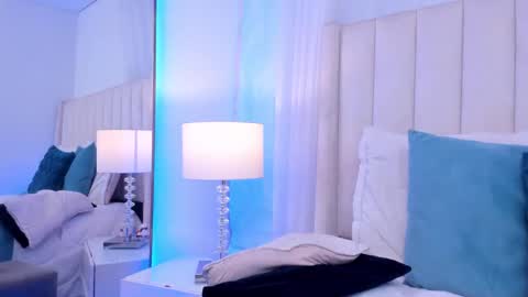 Snapshot of sara_sanders chatting on September 2025 10:48:01 PM sara_sanders online show from September 2025 10:48:01 PM