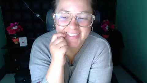sara_thonson_ online show from December 2024 03:04:02 AM