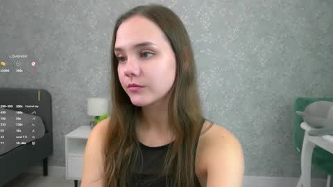 Im Sara  online show from October 2025 07:11:02 PM