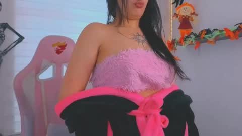 Snapshot of saraa_ramirez chatting on October 2025 11:58:02 AM Sarah Ramirez online show from October 2025 11:58:02 AM