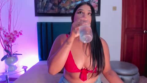 SaraBloom online show from March 2025 06:11:01 PM