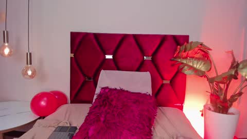 SaraBloom online show from March 2025 09:56:01 PM