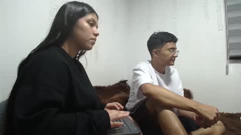 Snapshot of saraandthomas chatting on January 2025 05:55:01 AM sara and thomas online show from January 2025 05:55:01 AM