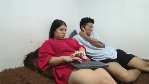 Snapshot of saraandthomas chatting on February 2025 12:52:01 AM sara and thomas online show from February 2025 12:52:01 AM