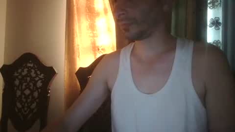 Snapshot of saraclit chatting on October 2025 08:32:01 AM pass kika online show from October 2025 08:32:01 AM