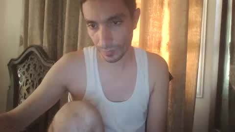 Snapshot of saraclit chatting on October 2025 08:57:02 AM pass kika online show from October 2025 08:57:02 AM