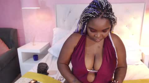 saradunss online show from September 2025 09:48:02 PM